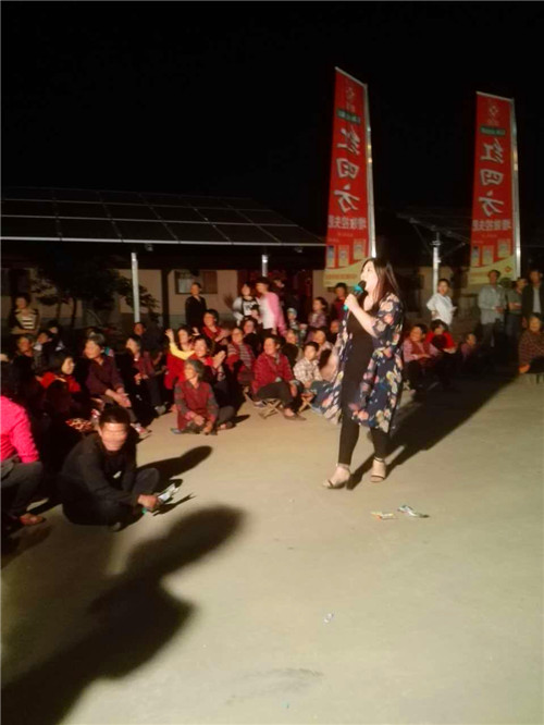 紅四方復(fù)合肥品牌宣傳過(guò)程中穿插歌舞表演